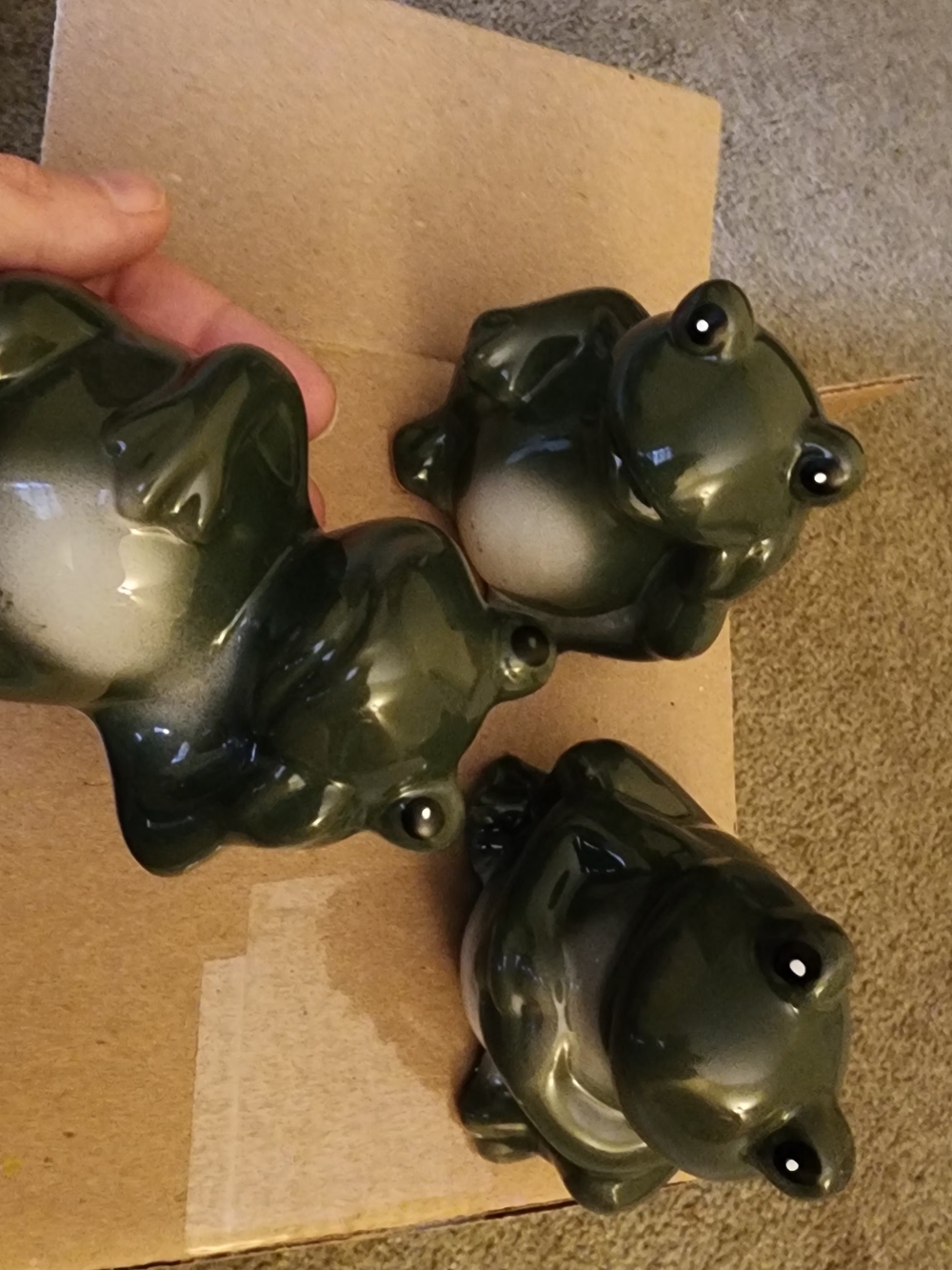 Green Ceramic Frog Figurine Set - Home Accents - Picture 9 of 9
